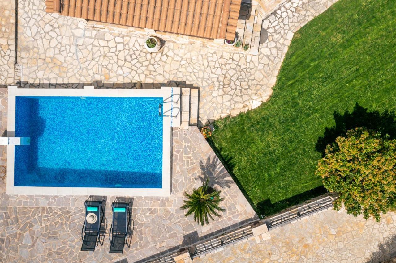 Villa La Isla With Private Pool Μουζάκι Εξωτερικό φωτογραφία