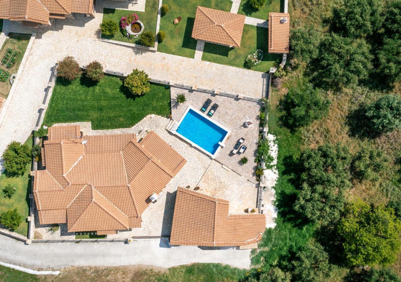 Villa La Isla With Private Pool Μουζάκι Εξωτερικό φωτογραφία